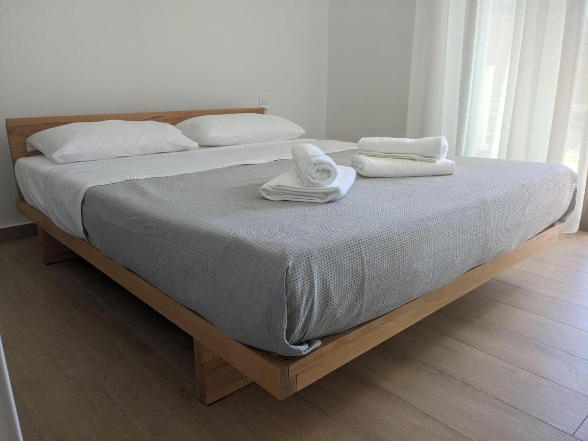 2br Next To Lagoon