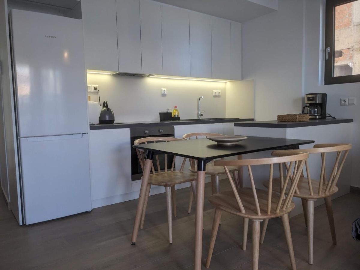 2br Next To Lagoon *